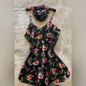 Beautiful night gown size medium very soft and sexy